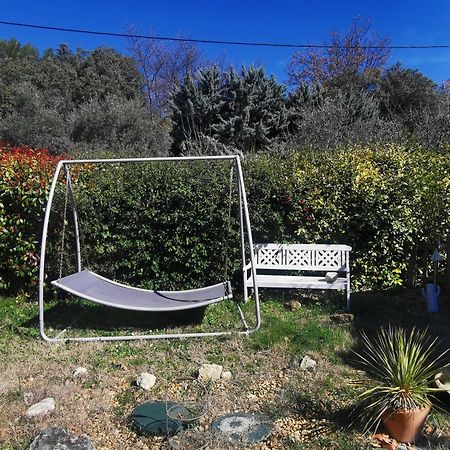 Entre Ventoux Et Luberon, Appartement Dans Maison. Malemort-du-Comtat Exteriér fotografie