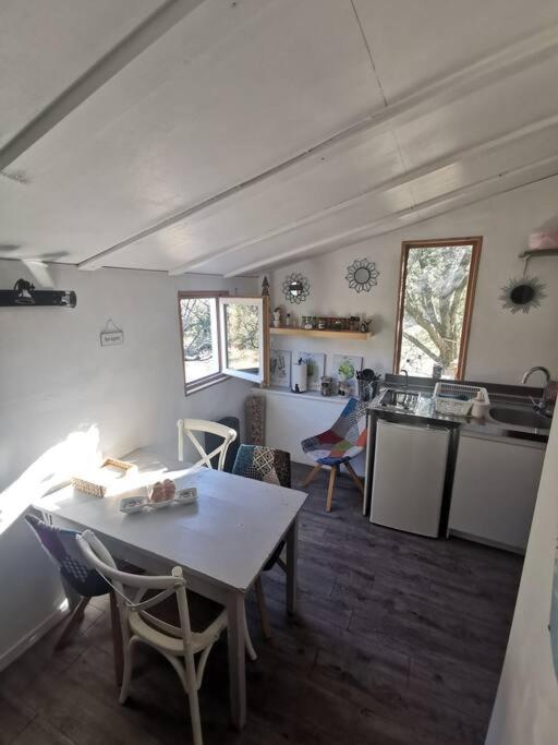 Entre Ventoux Et Luberon, Appartement Dans Maison. Malemort-du-Comtat Exteriér fotografie