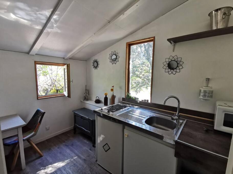 Entre Ventoux Et Luberon, Appartement Dans Maison. Malemort-du-Comtat Exteriér fotografie